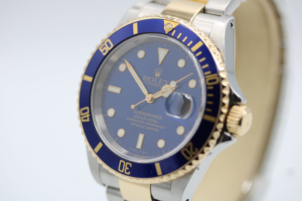 Rolex Submariner 16613 Image 2